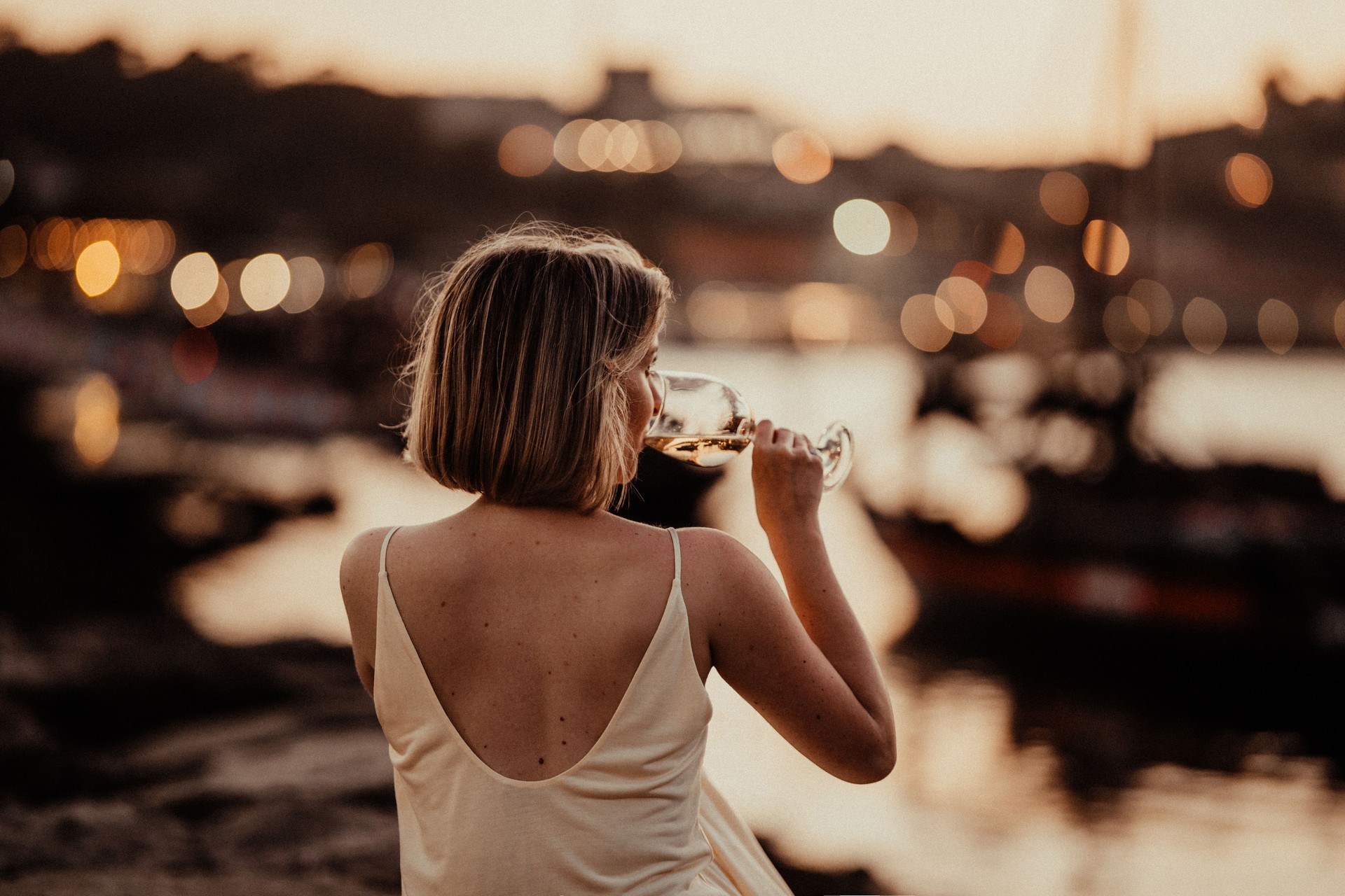 sunset wine drinking in Porto